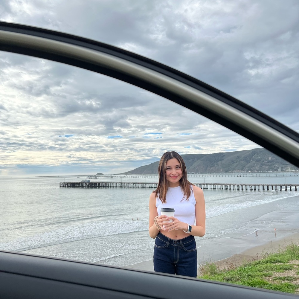 Meet your Posher, Mia